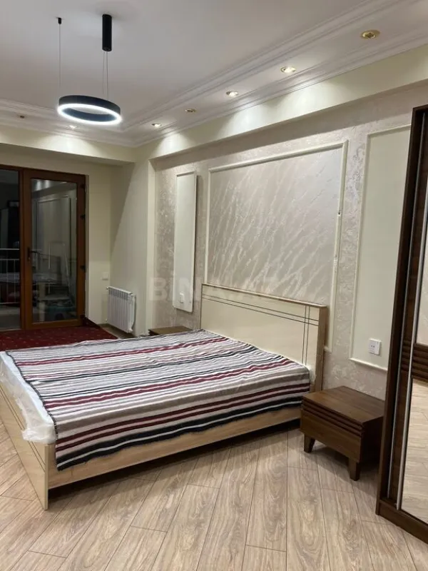 Satılır 2 otaqlı mənzil 66 m²
