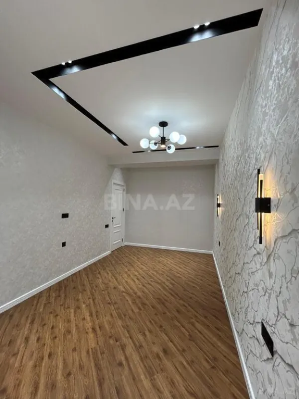 Satılır 3 otaqlı mənzil 103 m²