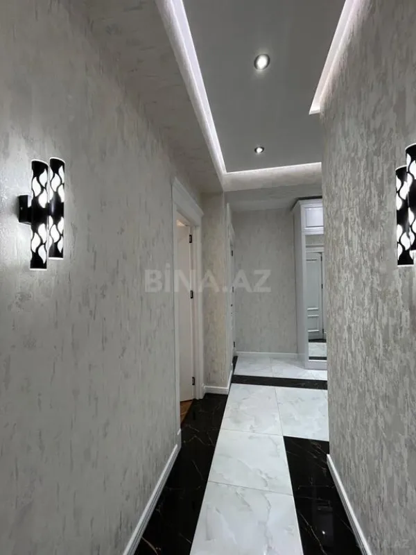 Satılır 3 otaqlı mənzil 103 m²