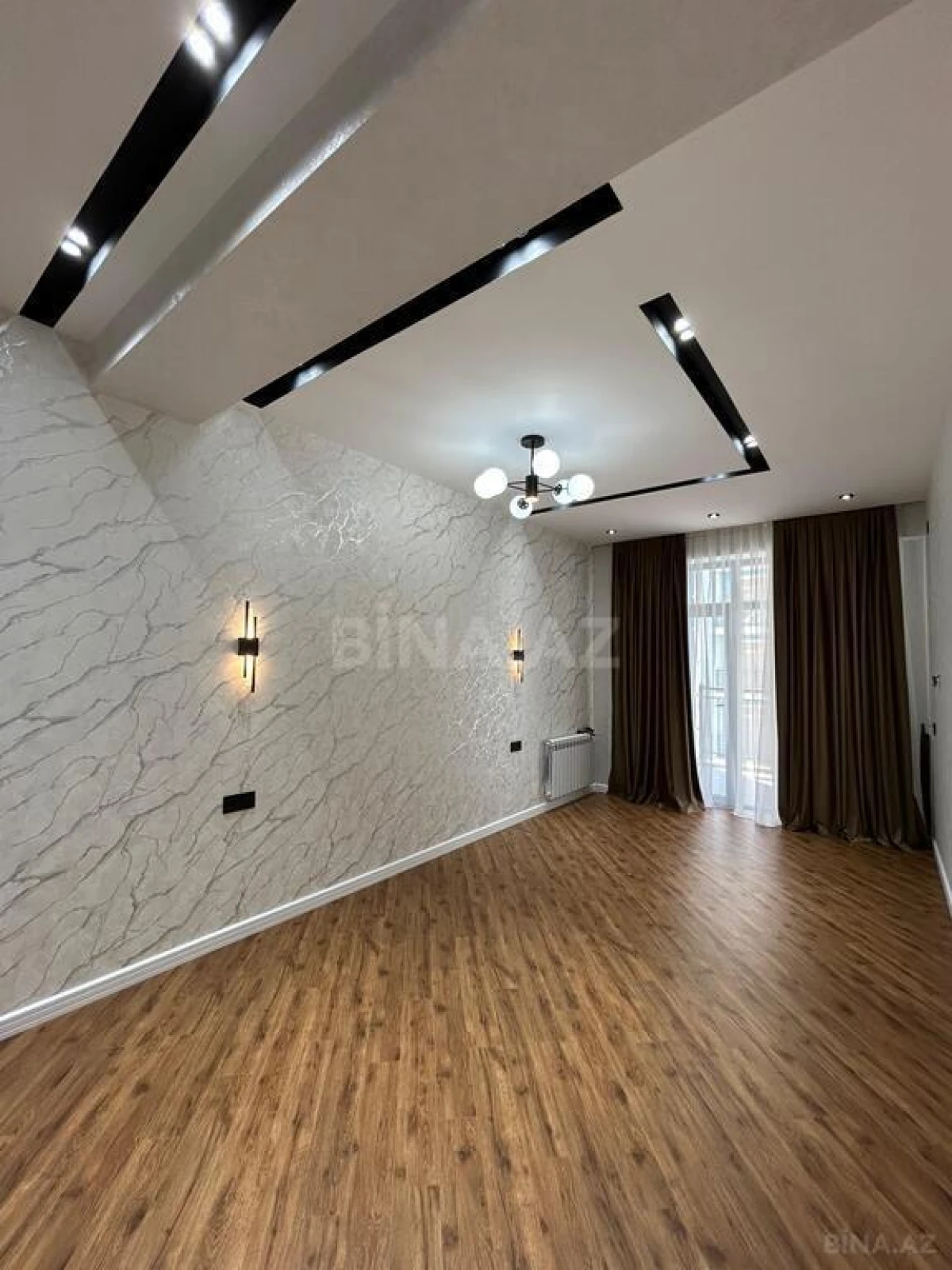 Satılır 3 otaqlı mənzil 103 m²