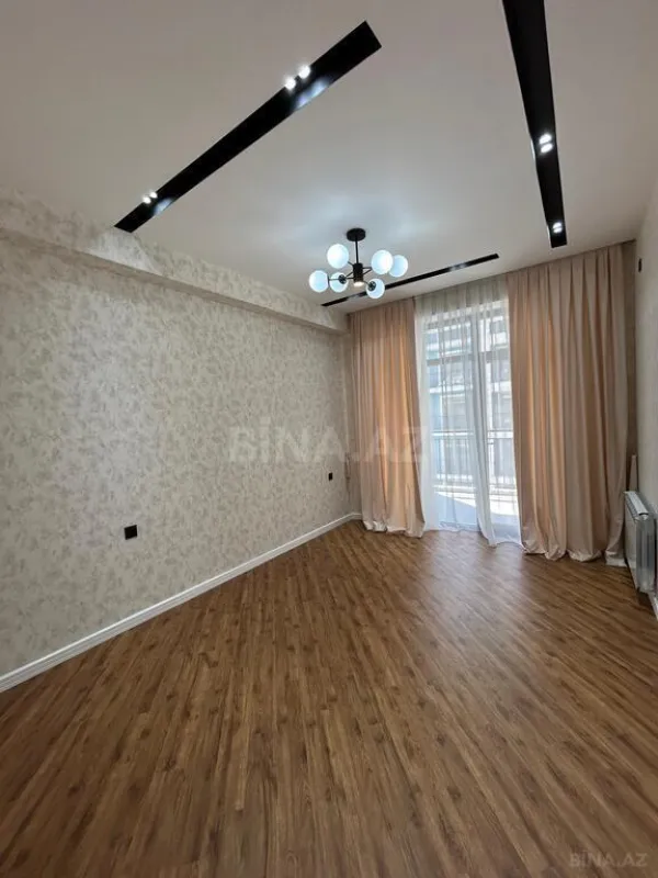 Satılır 3 otaqlı mənzil 103 m²