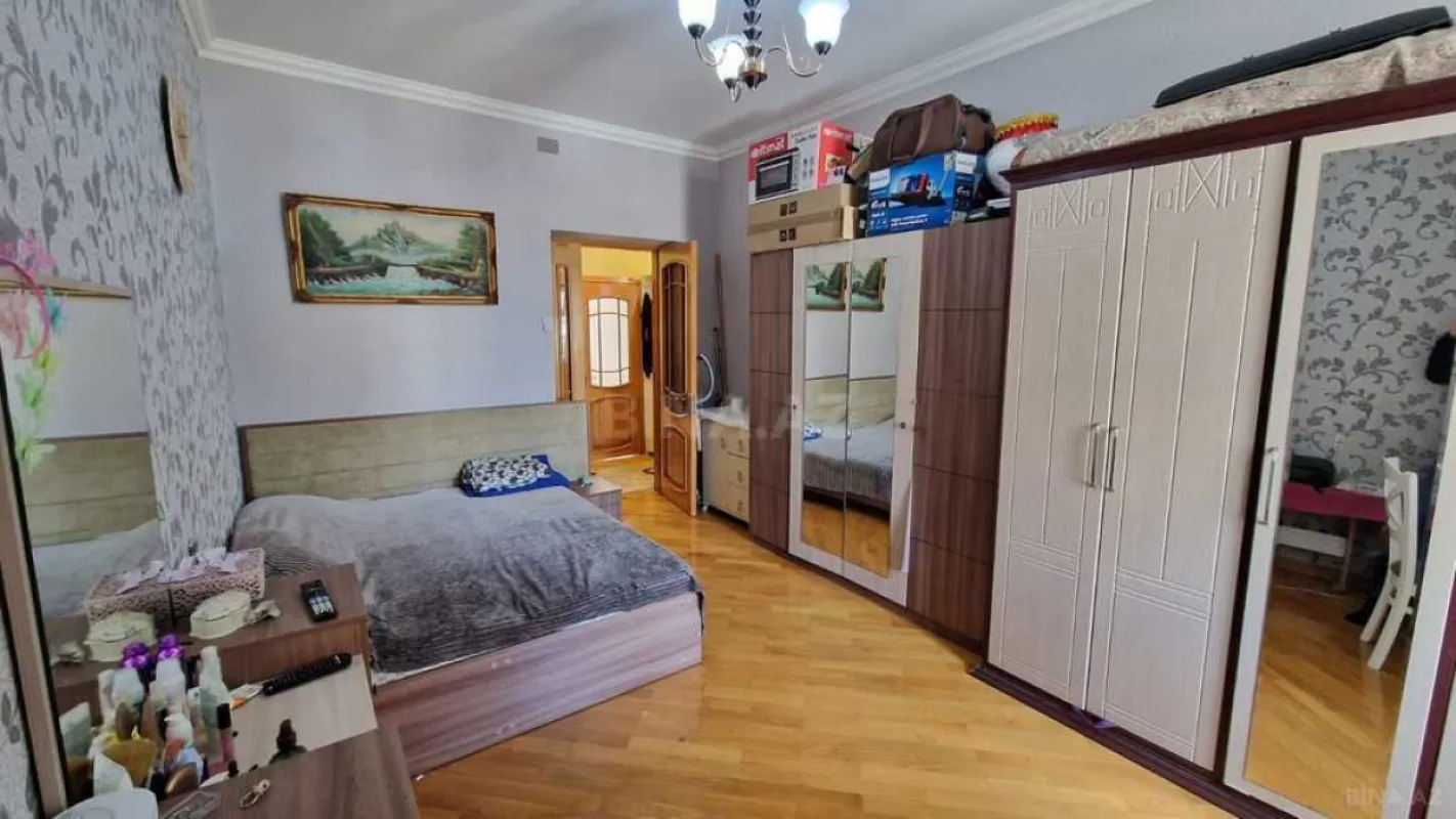 Satılır 3 otaqlı mənzil 85 m²