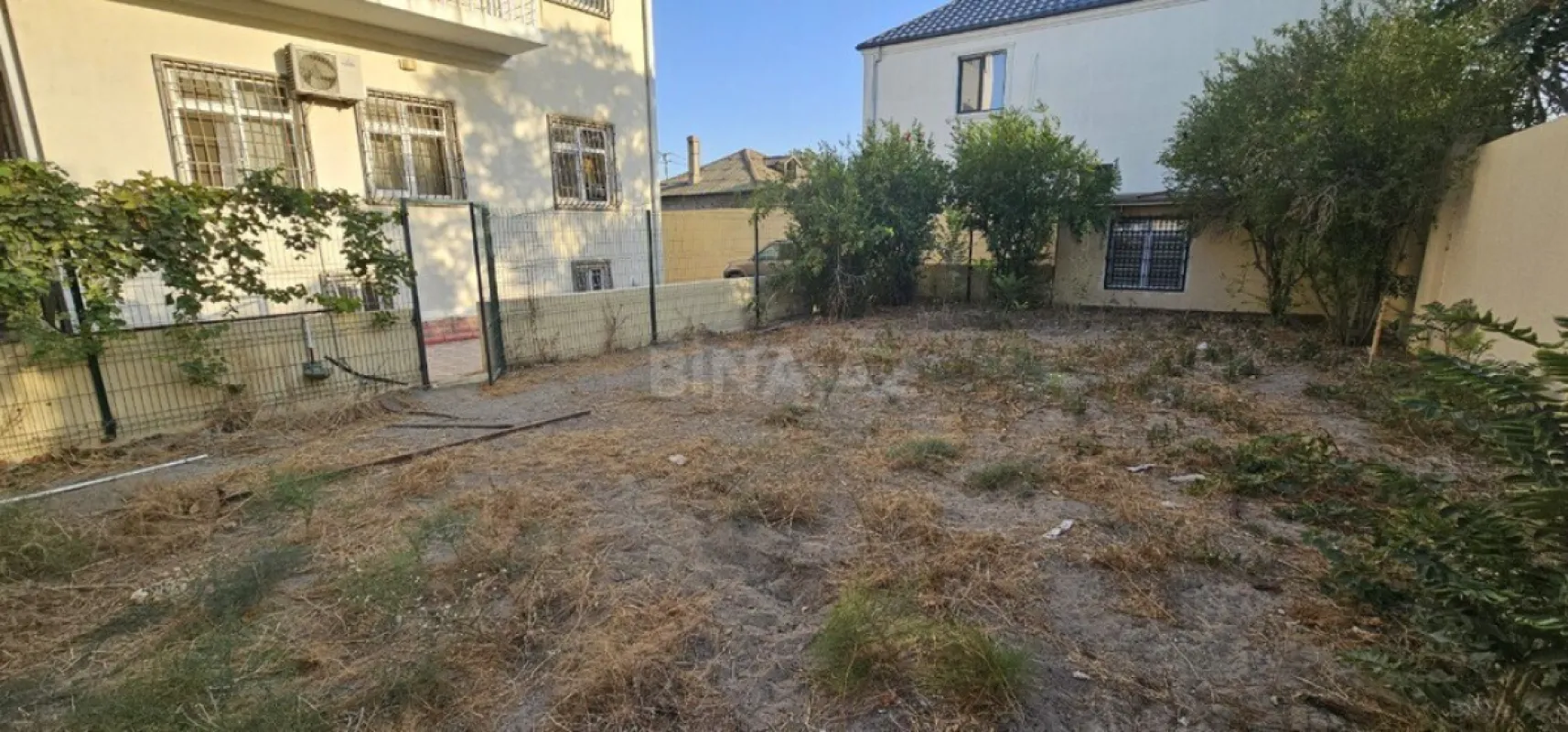 Satılır 7 otaqlı həyət evi 650 m²