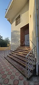 Satılır 7 otaqlı həyət evi 650 m²