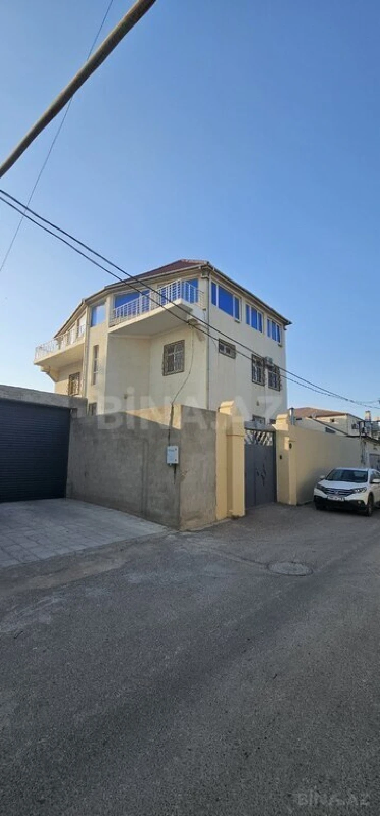 Satılır 7 otaqlı həyət evi 650 m²