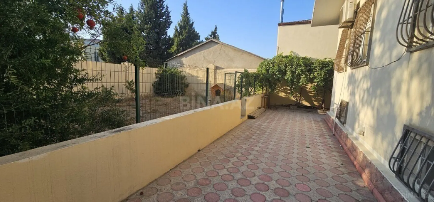 Satılır 7 otaqlı həyət evi 650 m²