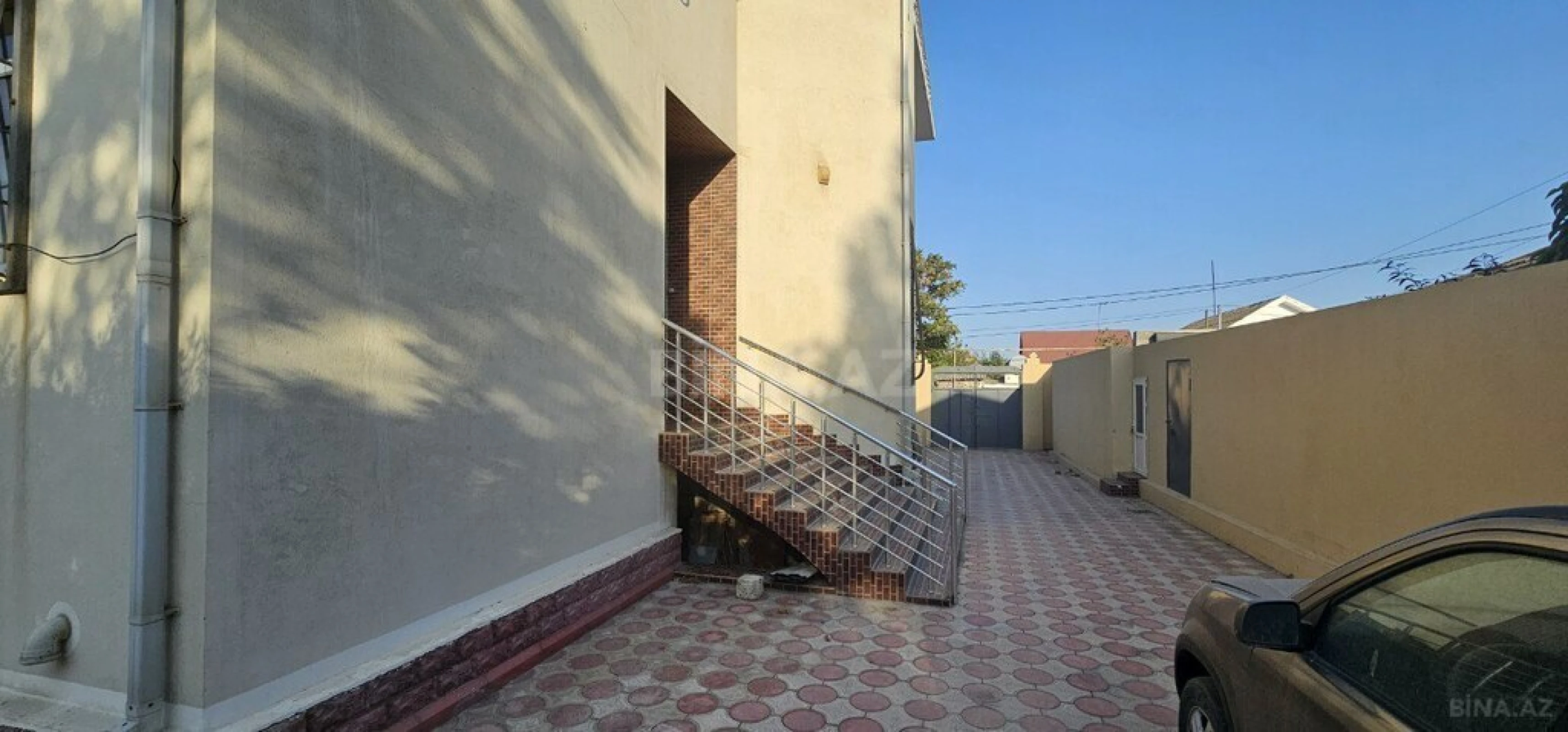 Satılır 7 otaqlı həyət evi 650 m²