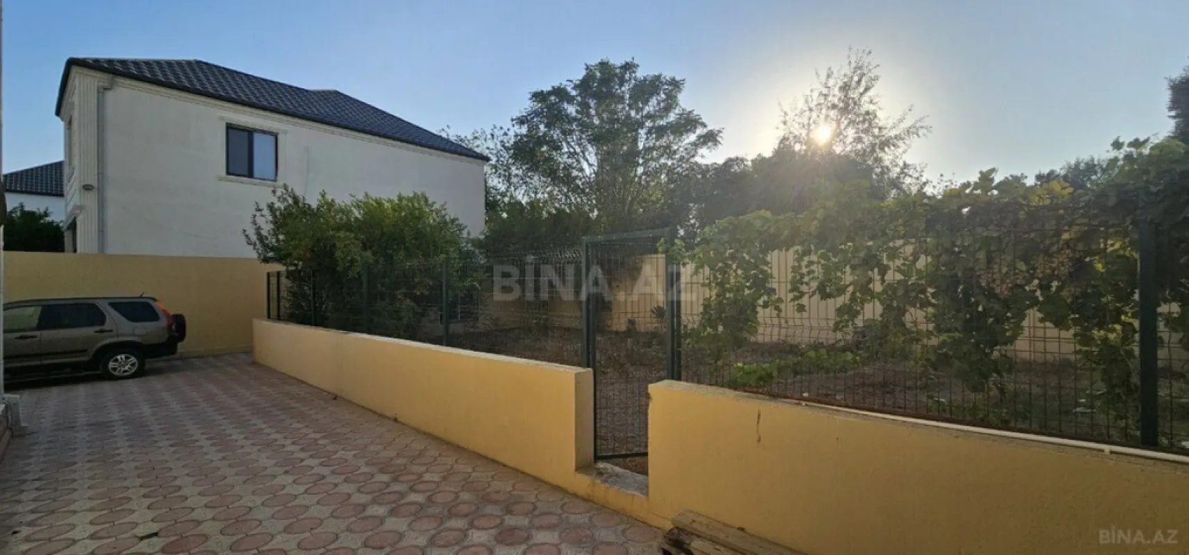 Satılır 7 otaqlı həyət evi 650 m²