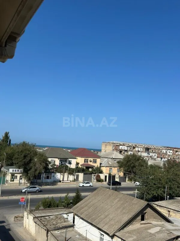 Satılır 7 otaqlı həyət evi 650 m²