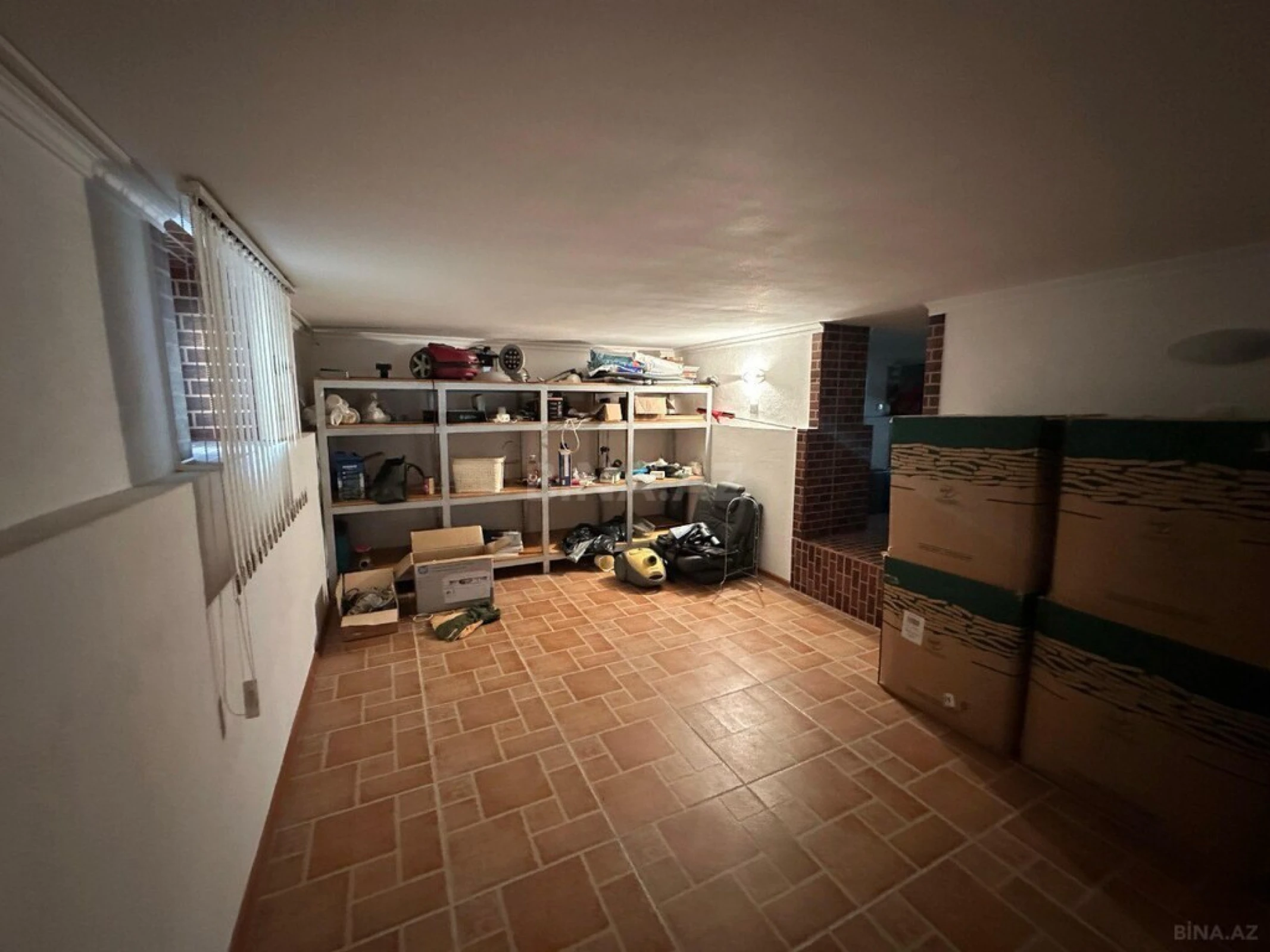 Satılır 7 otaqlı həyət evi 650 m²