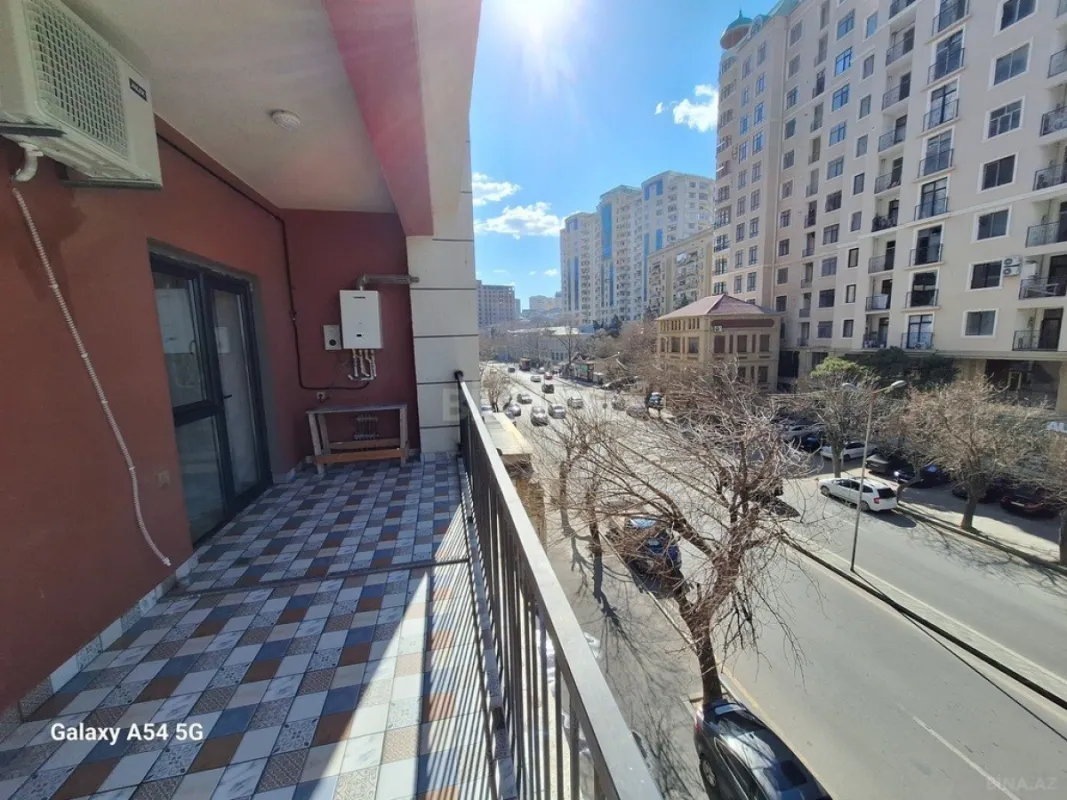 Satılır 2 otaqlı mənzil 56 m²