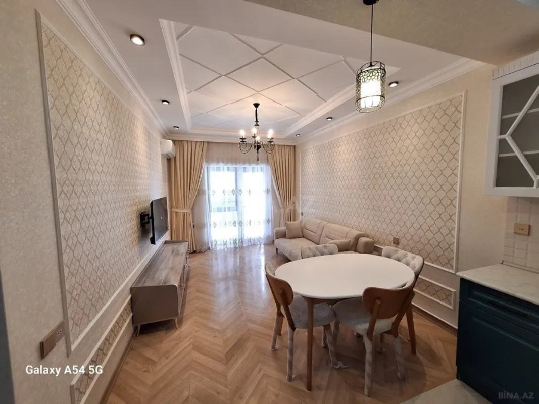 Satılır 2 otaqlı mənzil 56 m²