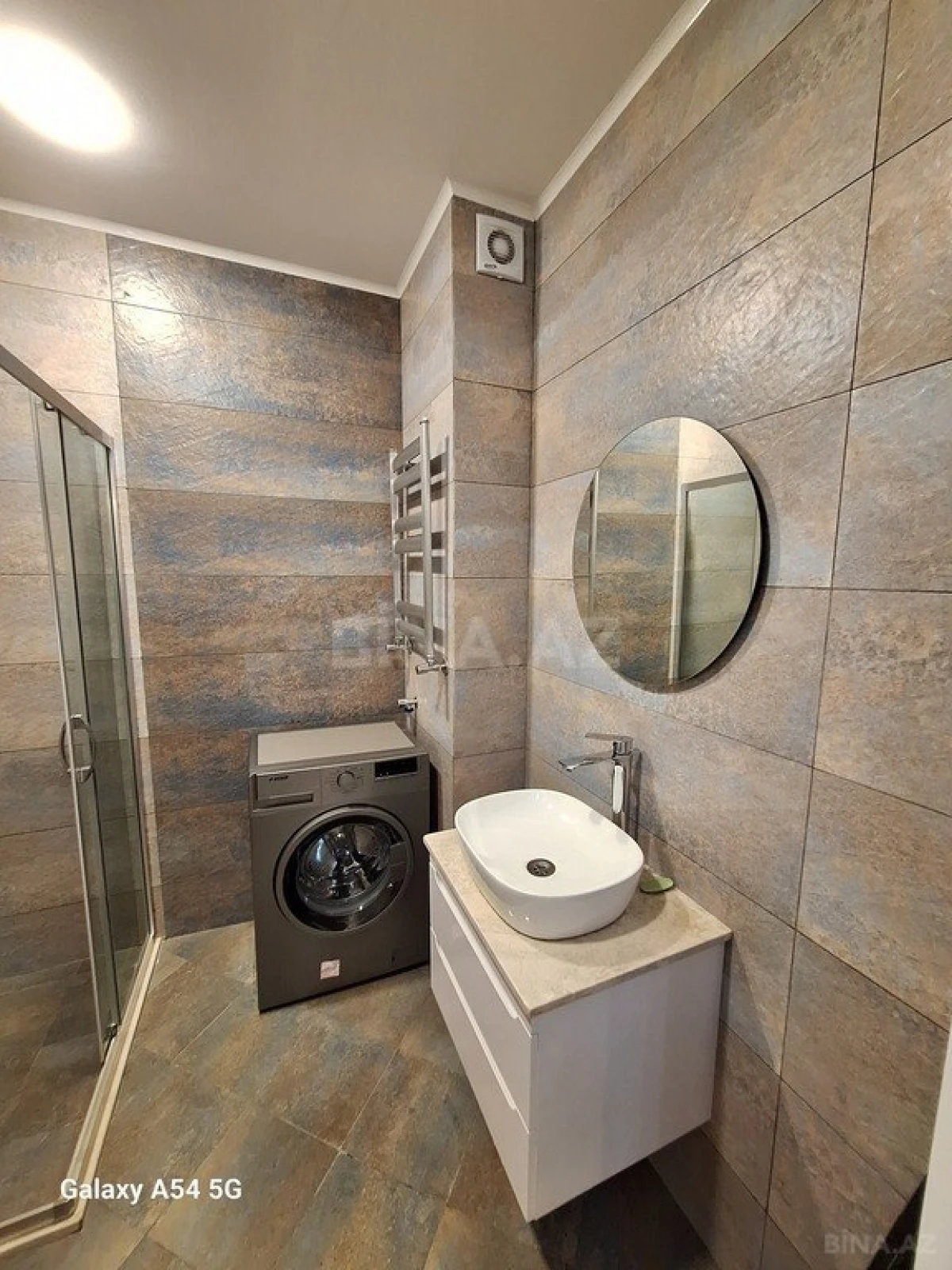 Satılır 2 otaqlı mənzil 56 m²
