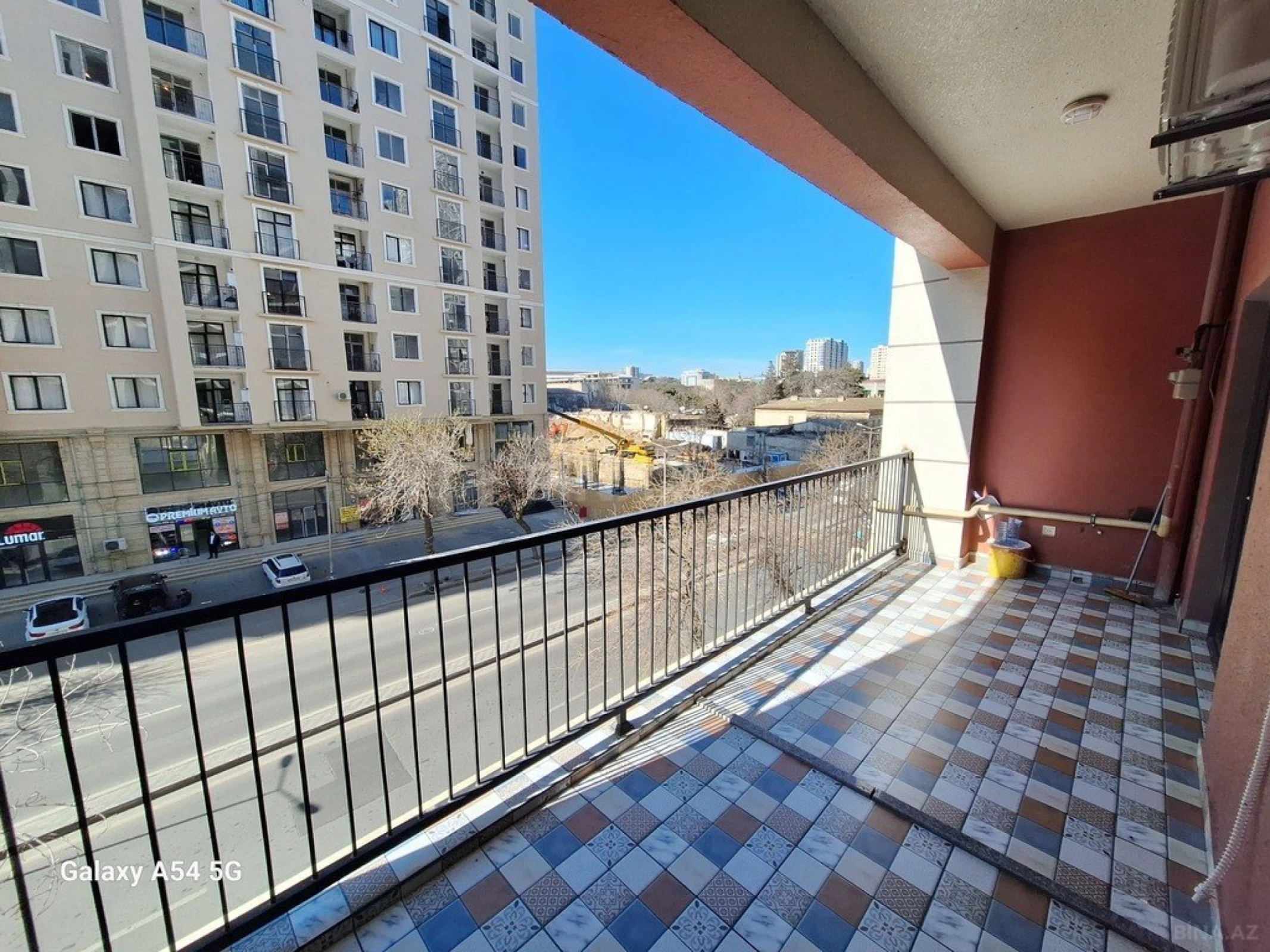 Satılır 2 otaqlı mənzil 56 m²