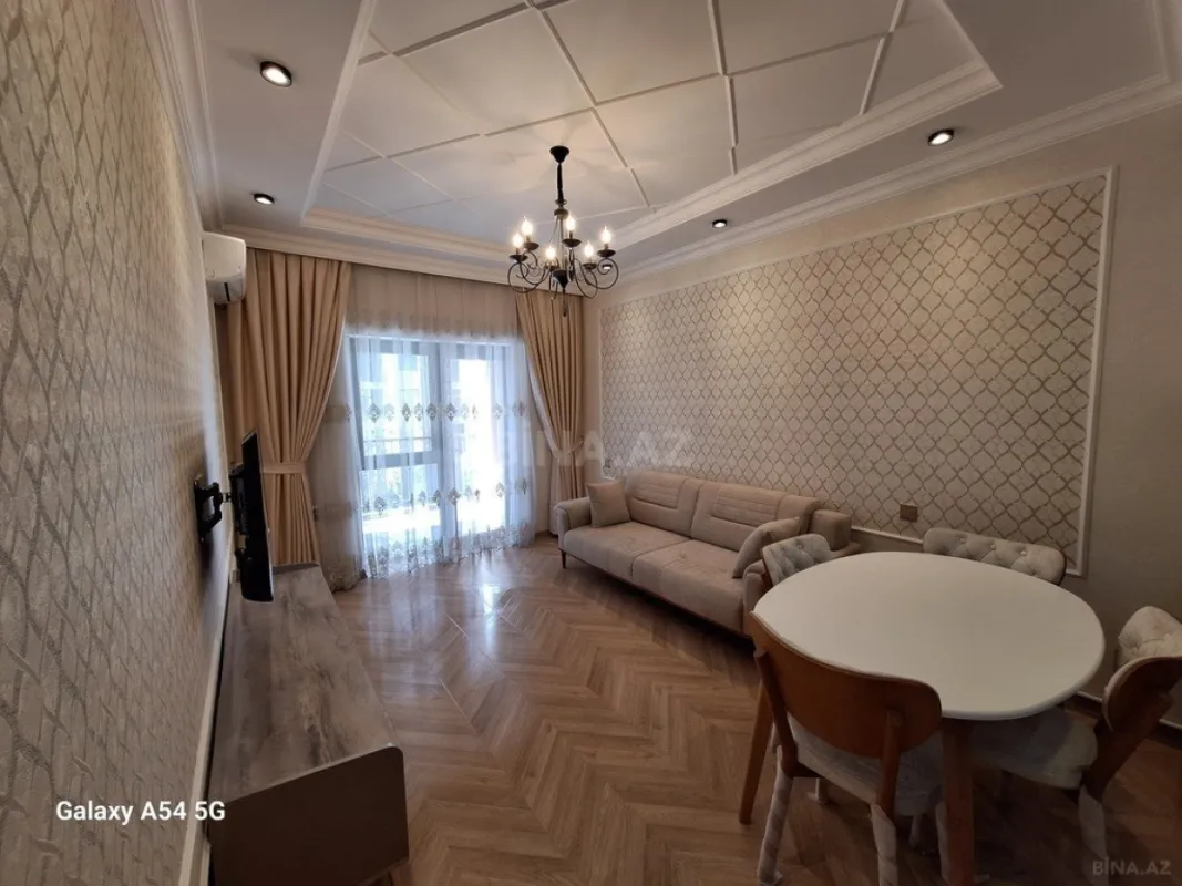 Satılır 2 otaqlı mənzil 56 m²