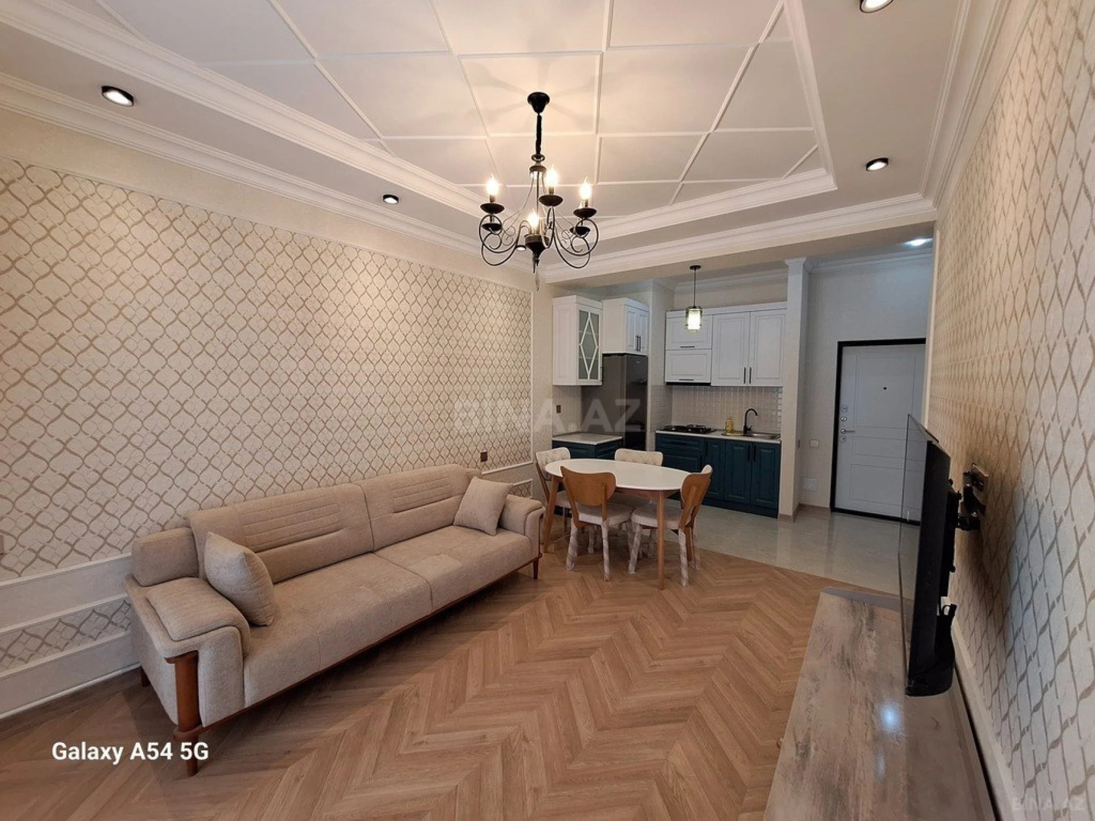 Satılır 2 otaqlı mənzil 56 m²