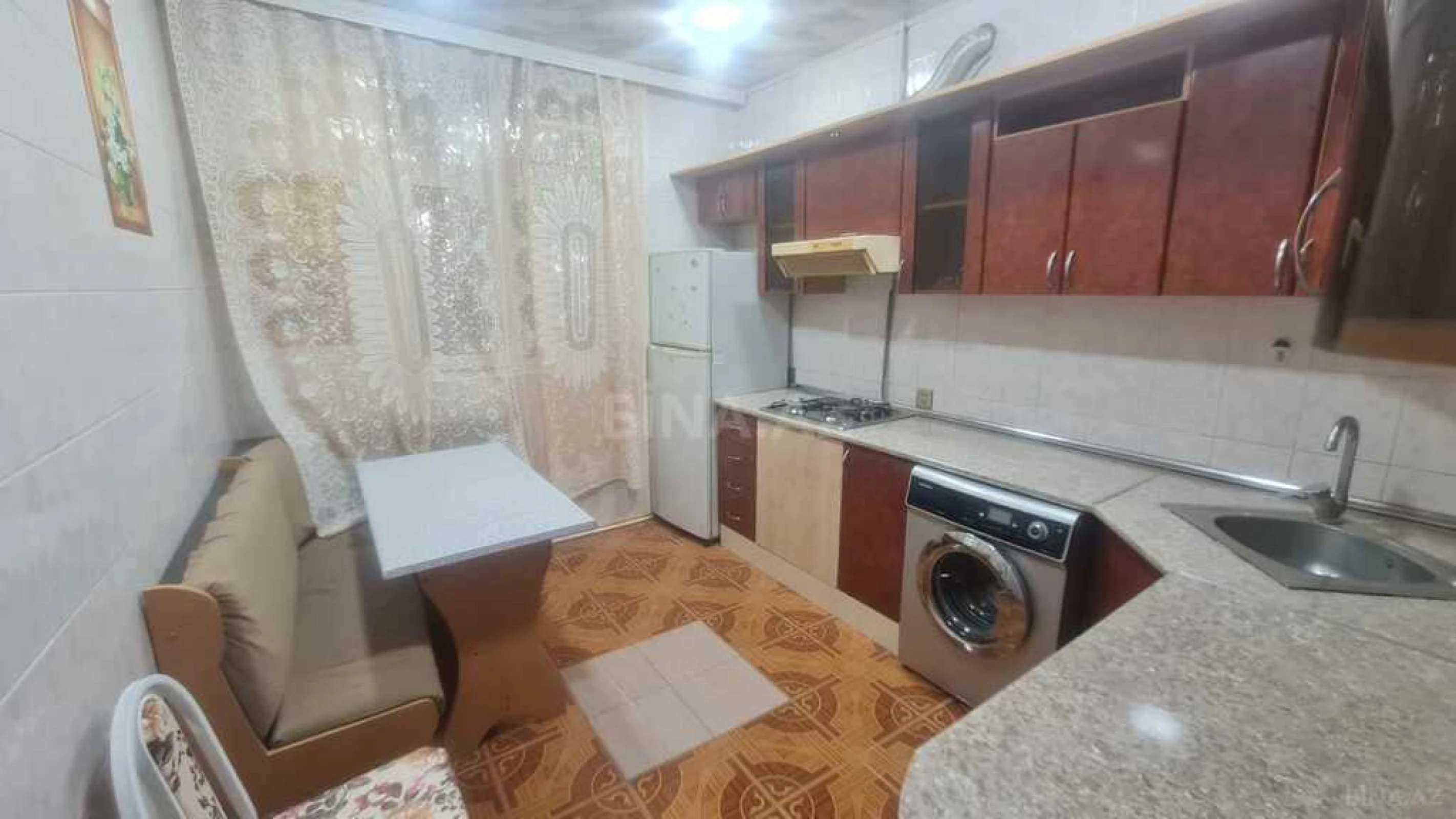 Kirayə verilir 3 otaqlı mənzil 80 m²