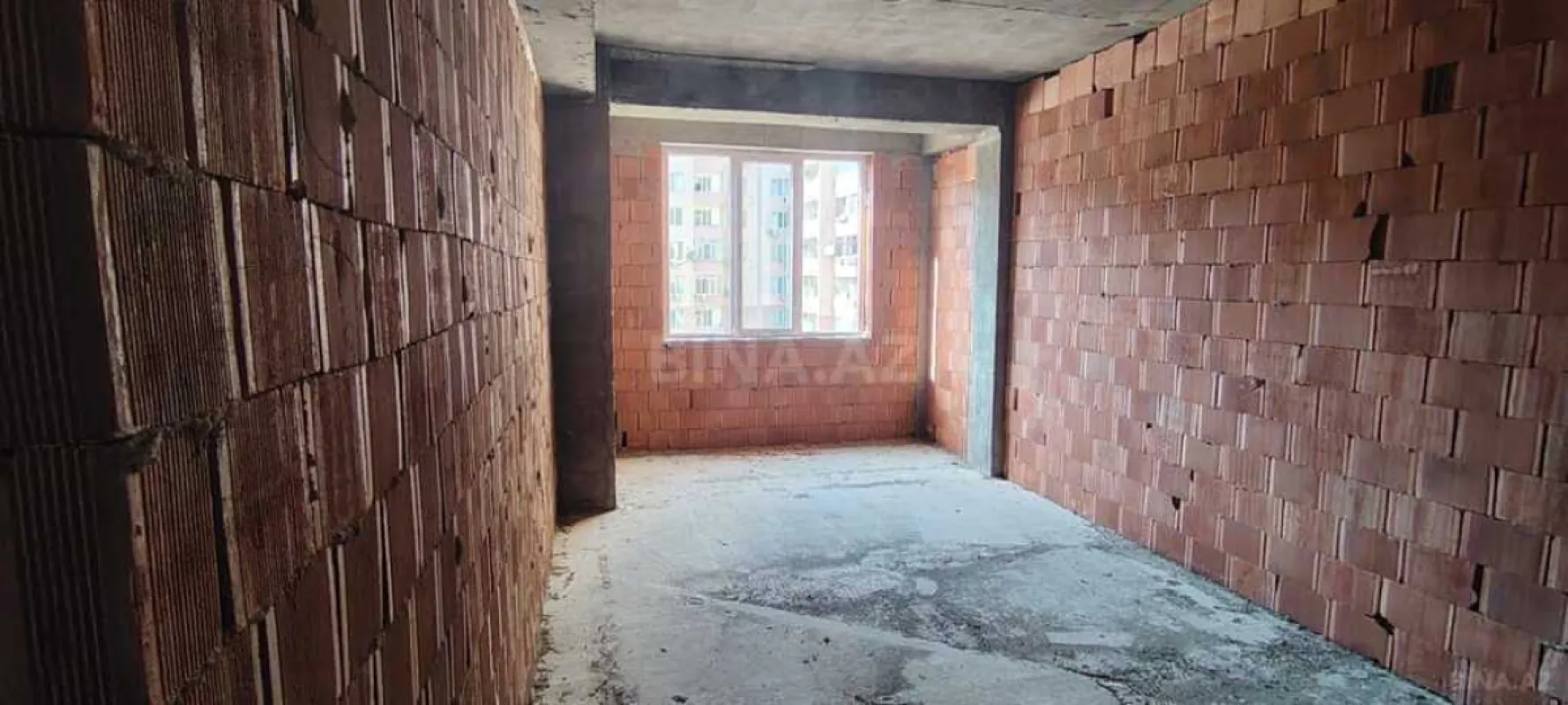 Satılır 3 otaqlı mənzil 120 m²