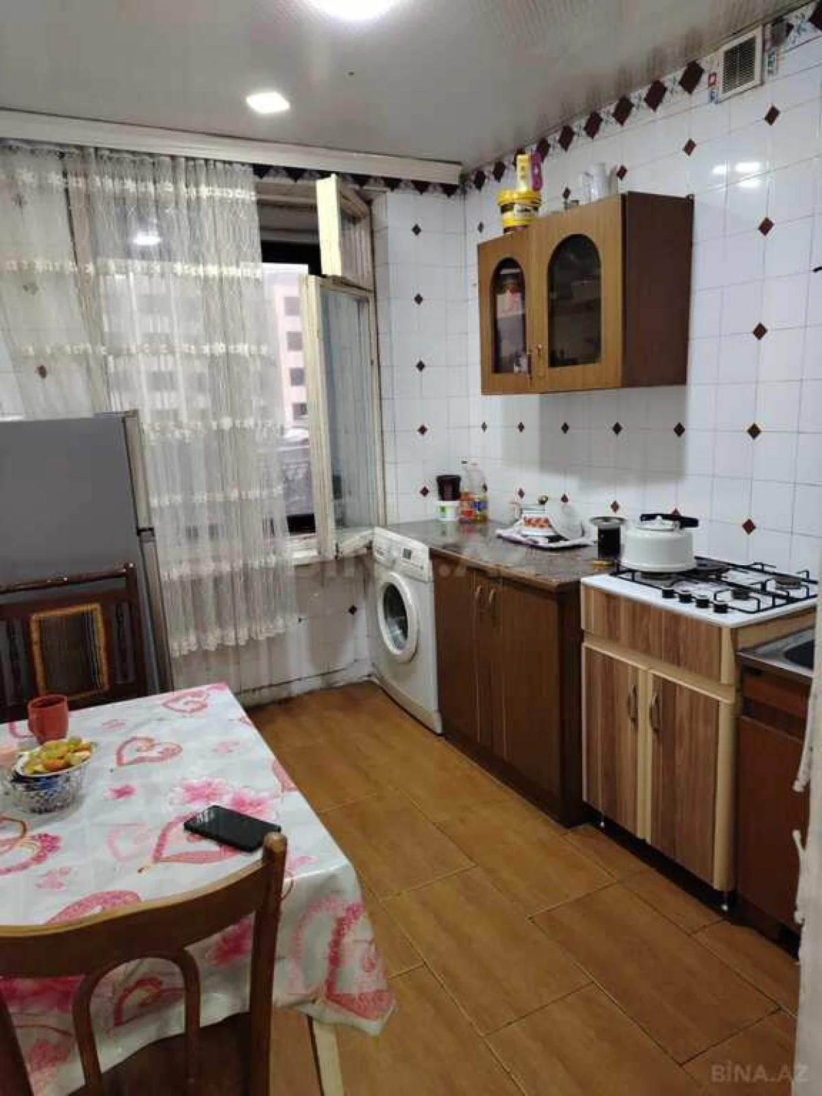 Kirayə verilir 2 otaqlı mənzil 79 m²