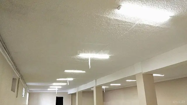 Kirayə verilir obyekt 220 m²