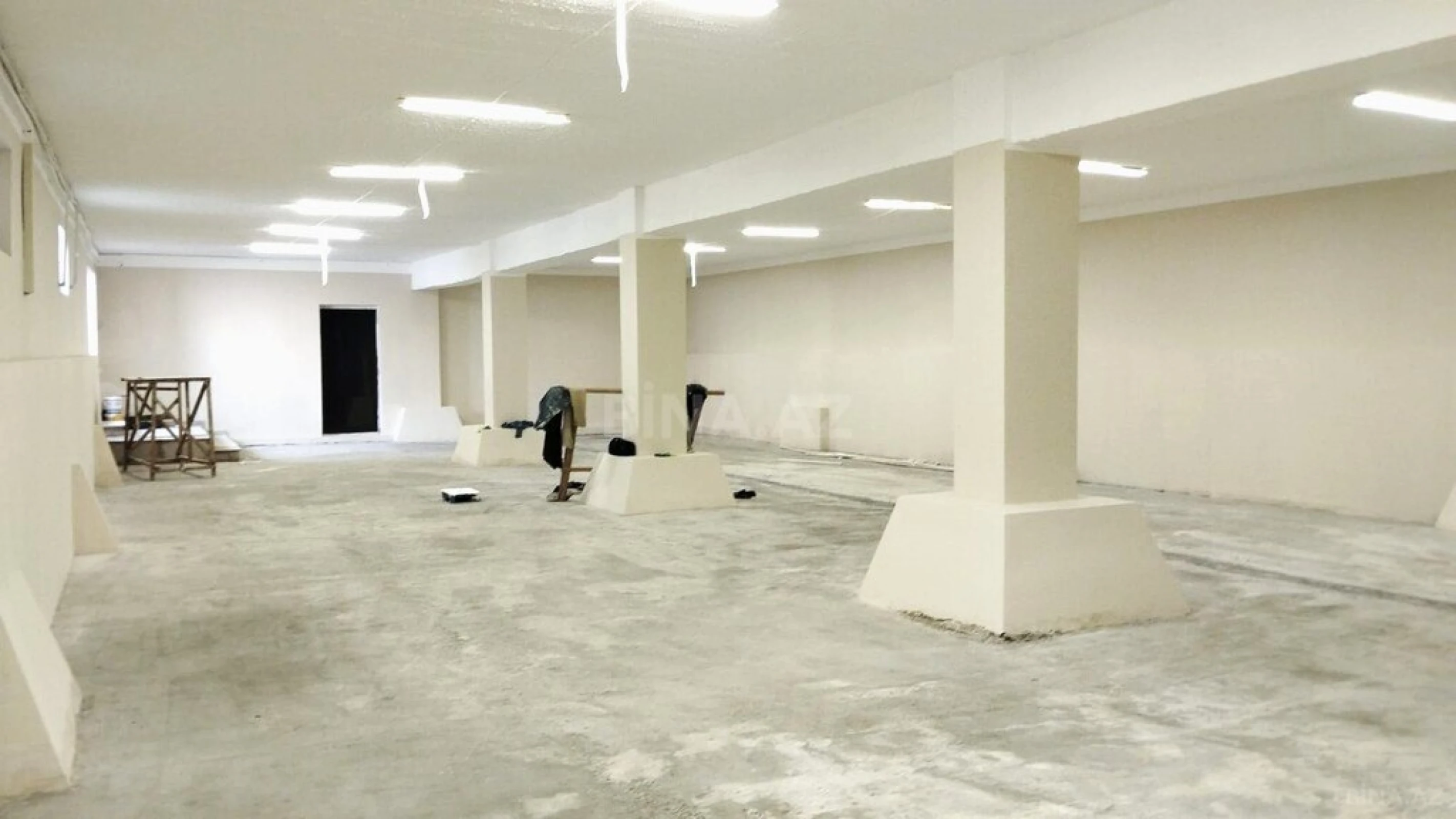 Kirayə verilir obyekt 220 m²