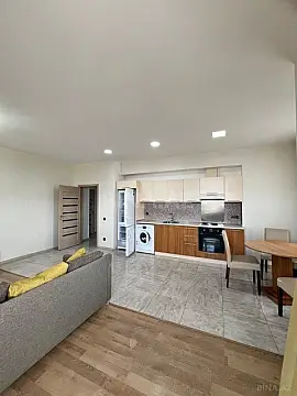 Kirayə verilir 2 otaqlı mənzil 70 m²