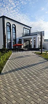 Satılır 4 otaqlı həyət evi 240 m²