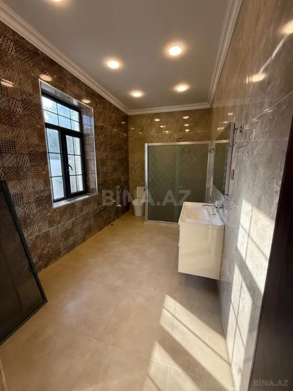 Satılır 7 otaqlı həyət evi 260 m²
