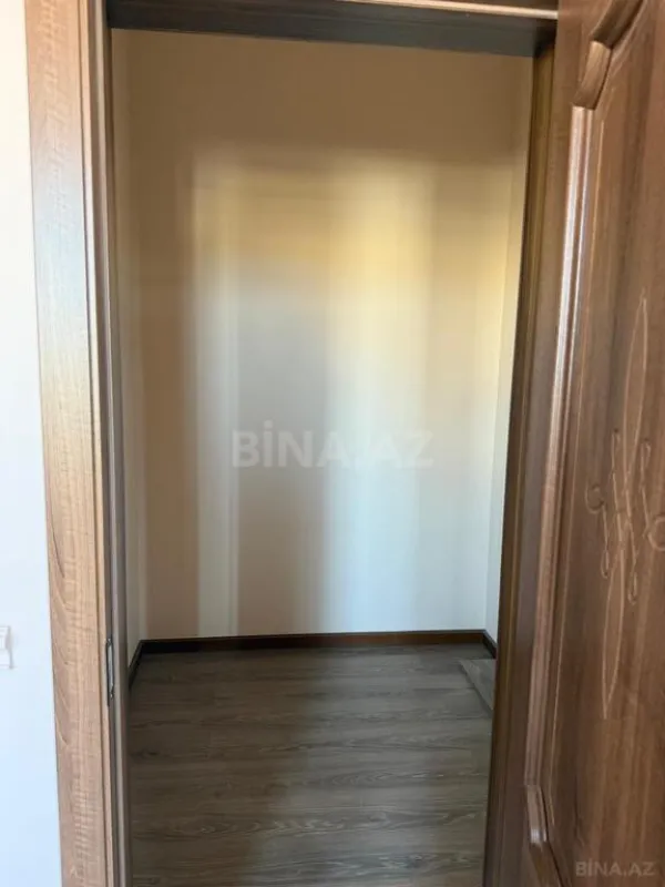 Satılır 7 otaqlı həyət evi 260 m²