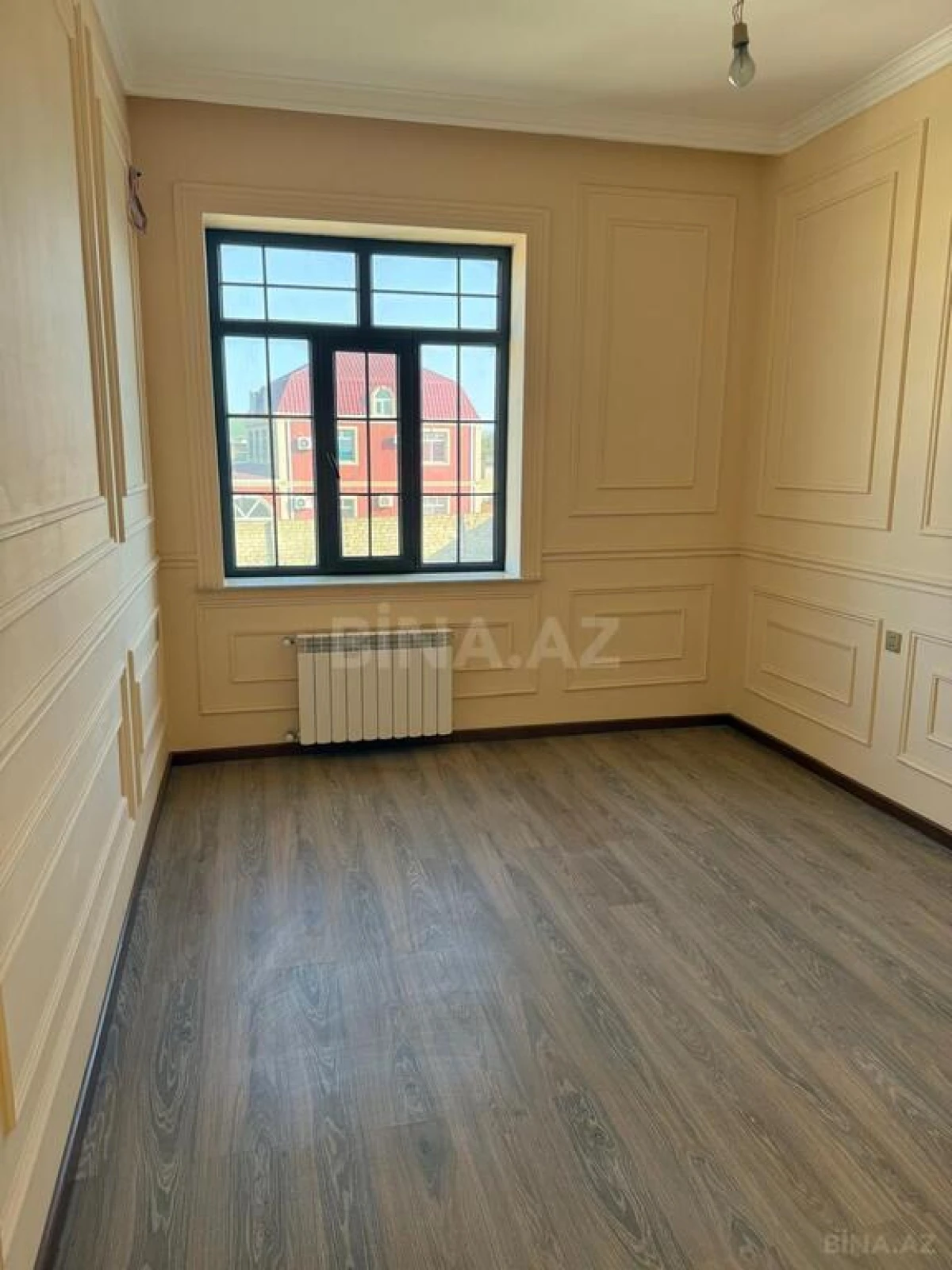 Satılır 7 otaqlı həyət evi 260 m²