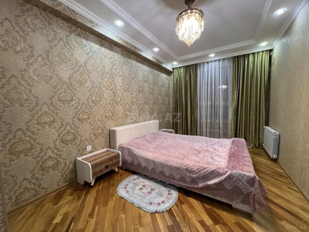 Kirayə verilir 3 otaqlı mənzil 115 m²