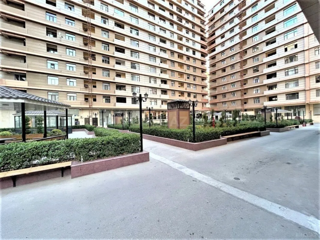 Satılır 2 otaqlı mənzil 72 m²