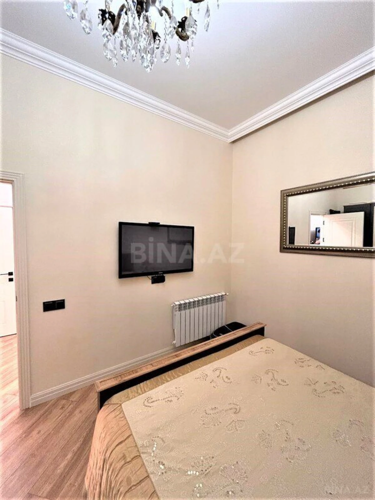 Satılır 2 otaqlı mənzil 72 m²