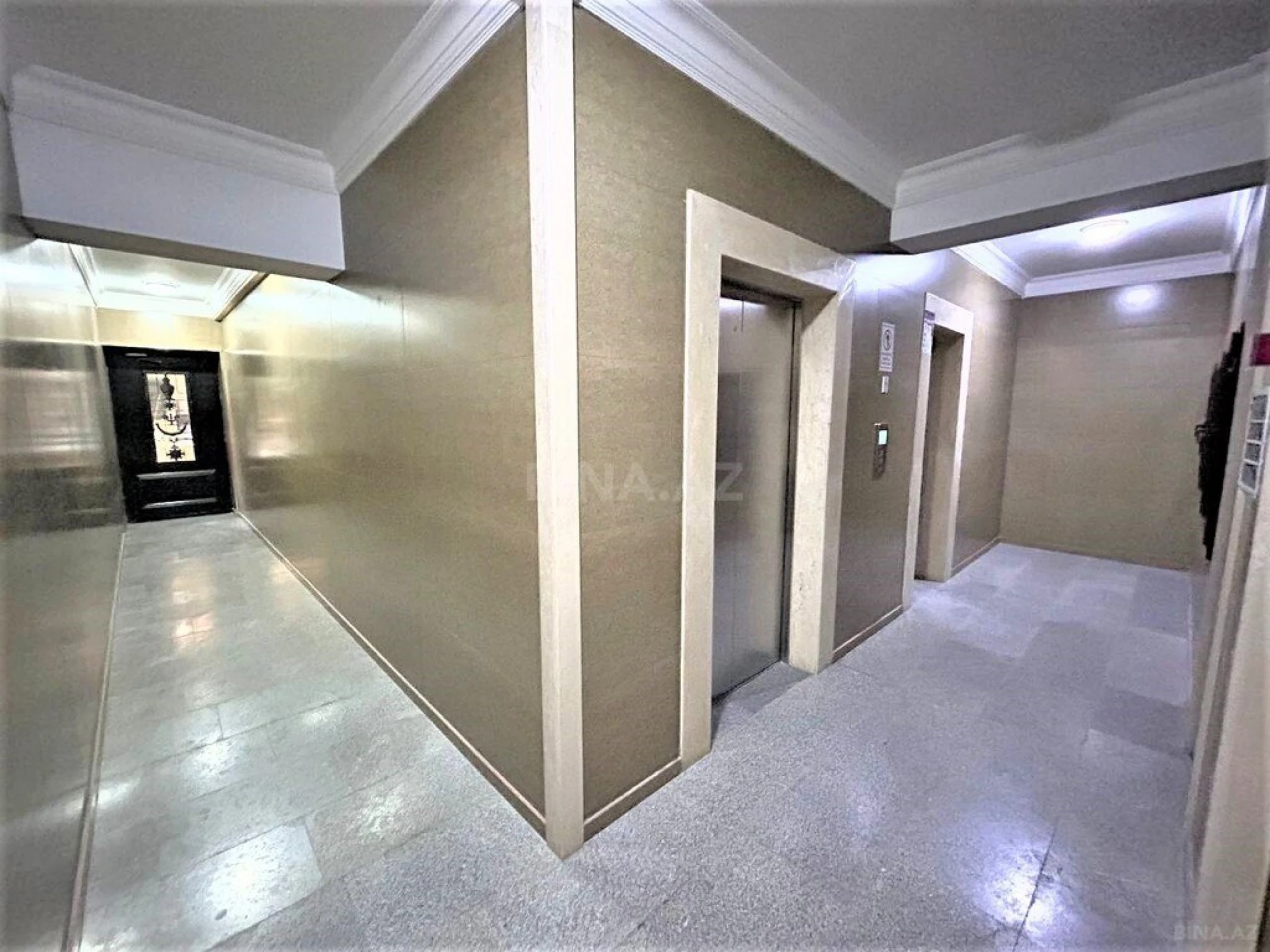 Satılır 2 otaqlı mənzil 72 m²