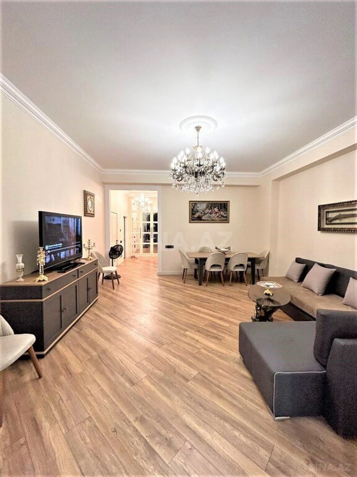Satılır 2 otaqlı mənzil 72 m²