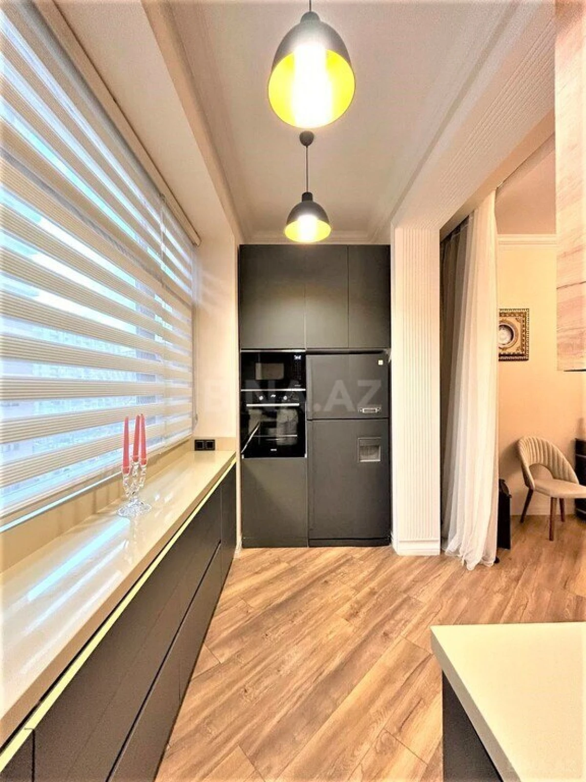 Satılır 2 otaqlı mənzil 72 m²