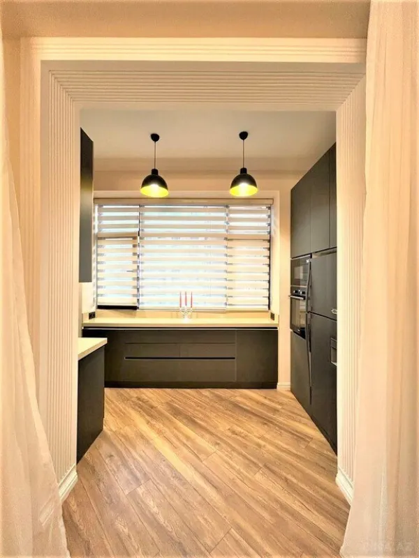 Satılır 2 otaqlı mənzil 72 m²