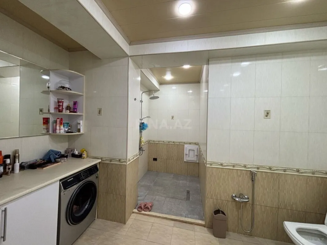 Satılır 3 otaqlı mənzil 117 m²