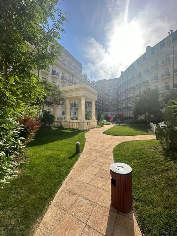 Satılır 3 otaqlı mənzil 103 m²