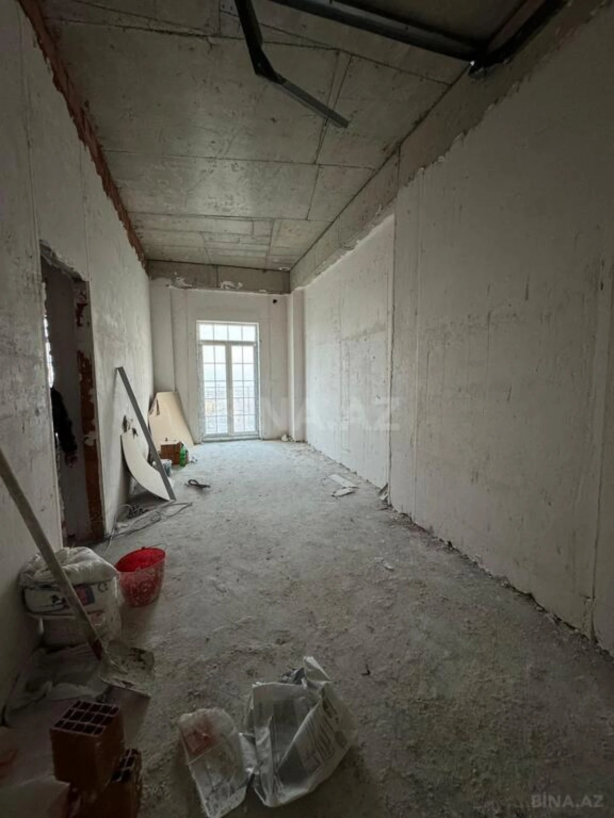 Satılır 3 otaqlı mənzil 103 m²