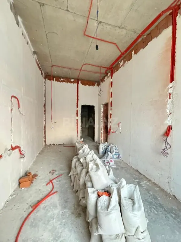 Satılır 3 otaqlı mənzil 103 m²