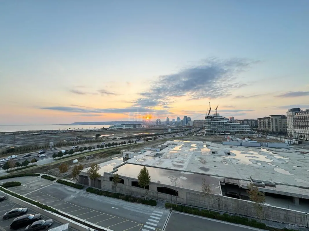 Satılır 3 otaqlı mənzil 103 m²