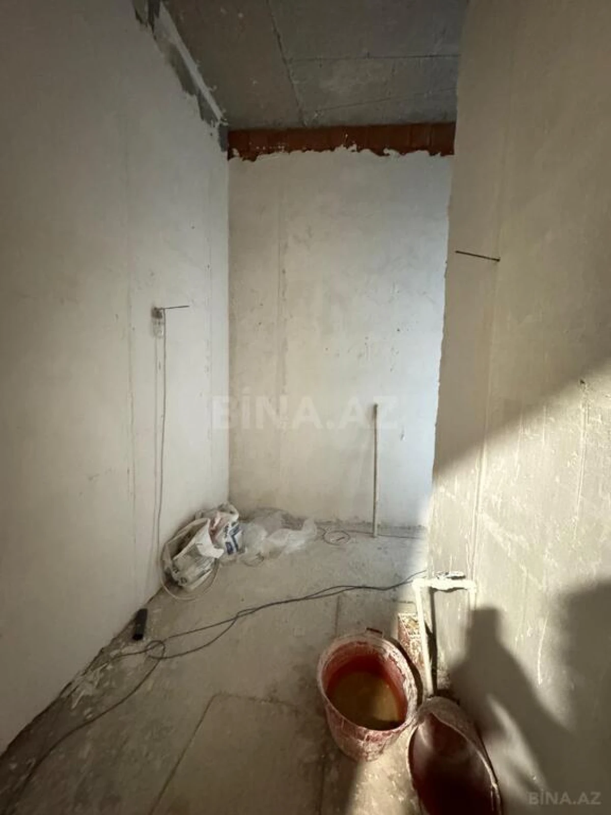 Satılır 3 otaqlı mənzil 103 m²