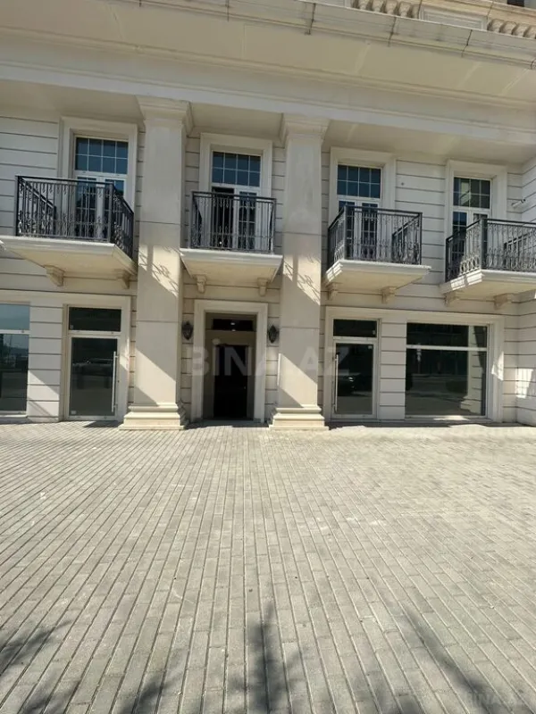 Satılır 3 otaqlı mənzil 103 m²