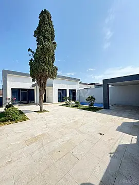 Satılır 4 otaqlı həyət evi 150 m²