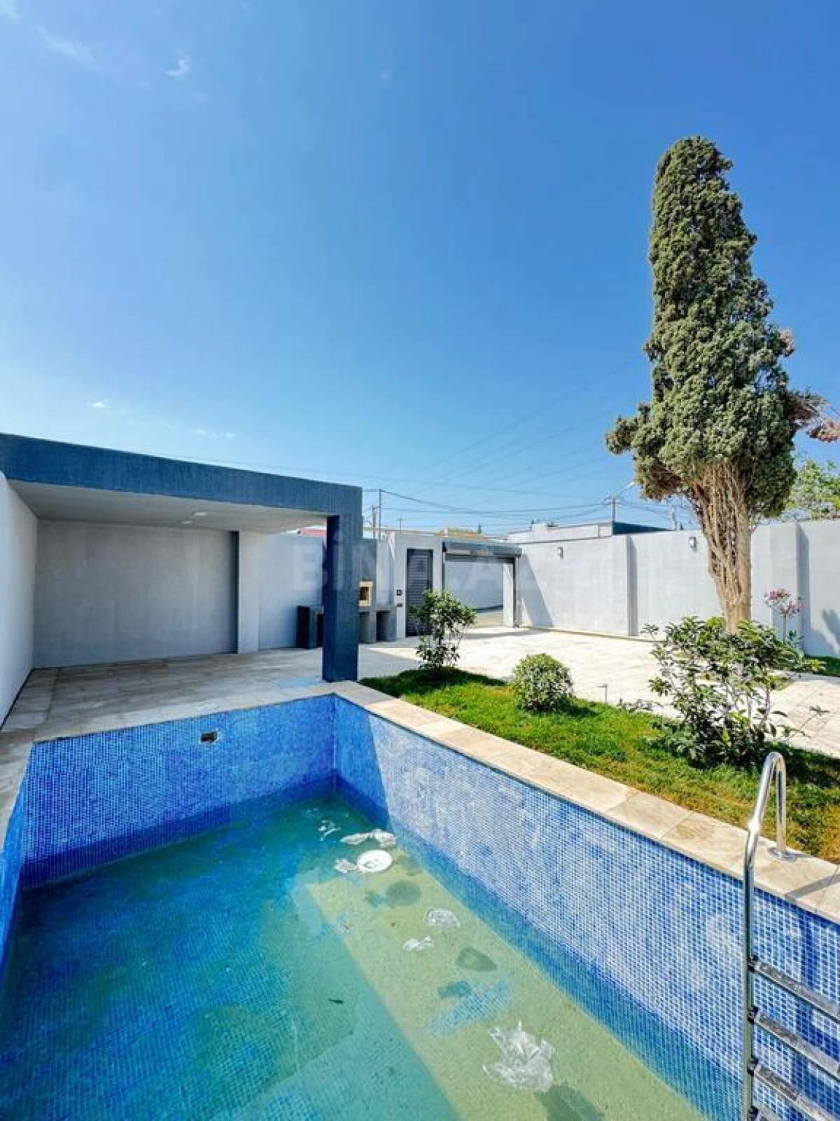 Satılır 4 otaqlı həyət evi 150 m²