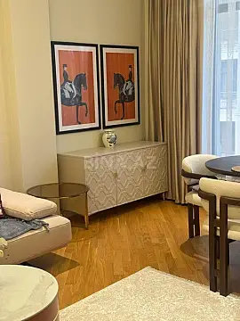 Kirayə verilir 3 otaqlı mənzil 126 m²