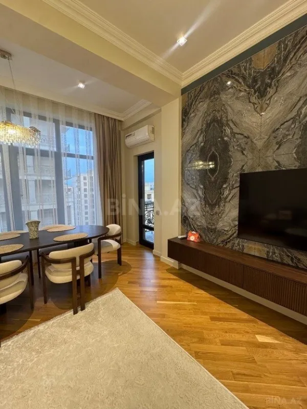 Kirayə verilir 3 otaqlı mənzil 126 m²