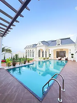 Satılır 6 otaqlı həyət evi 350 m²