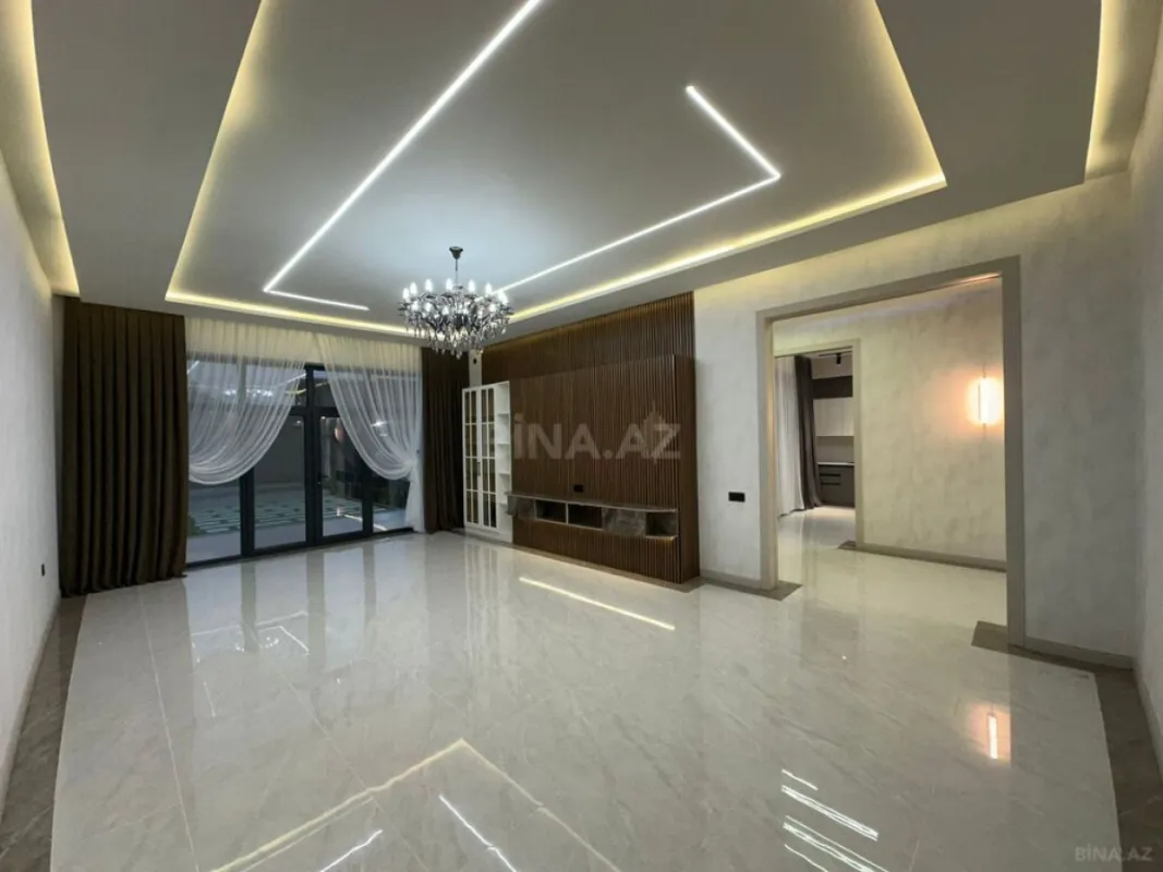 Satılır 4 otaqlı həyət evi 230 m²